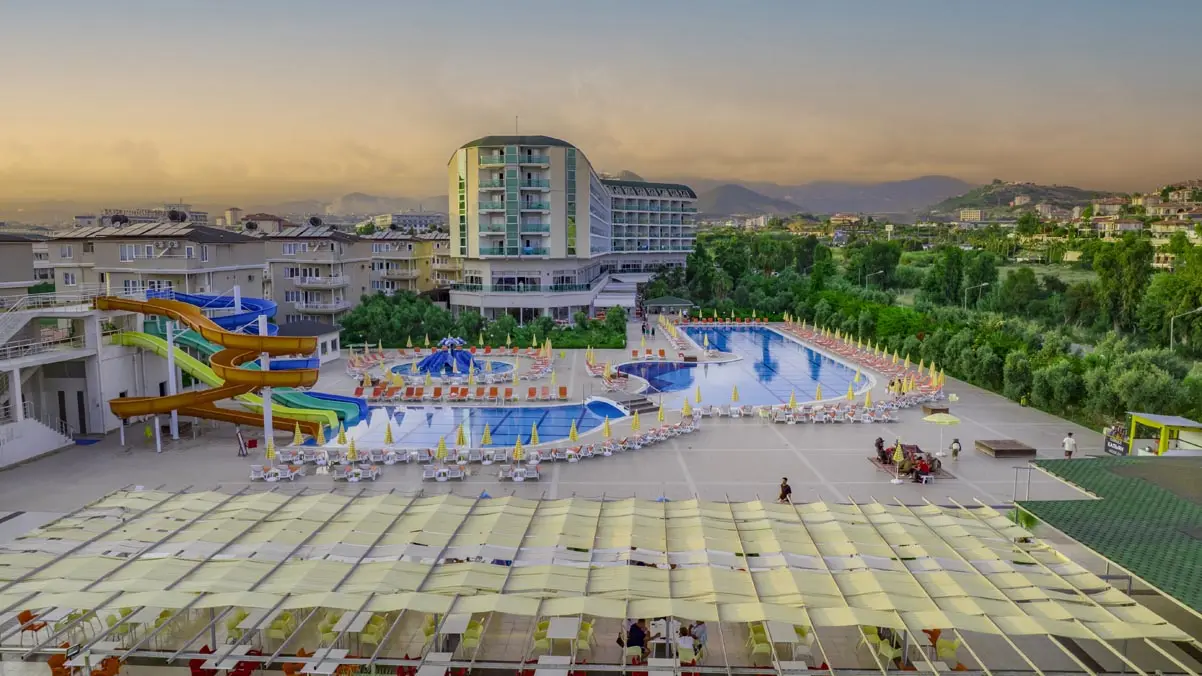 Hedef Beach Resort & Spa